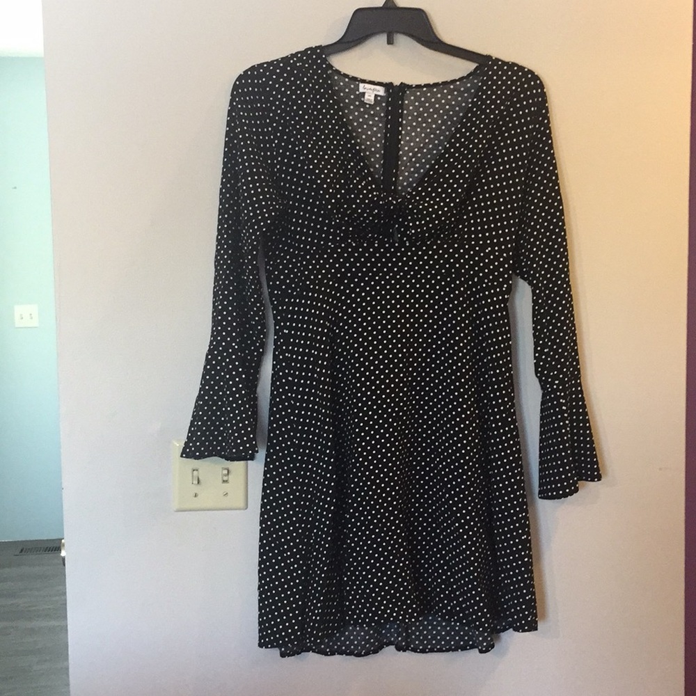 Fun polka dot dress 👗